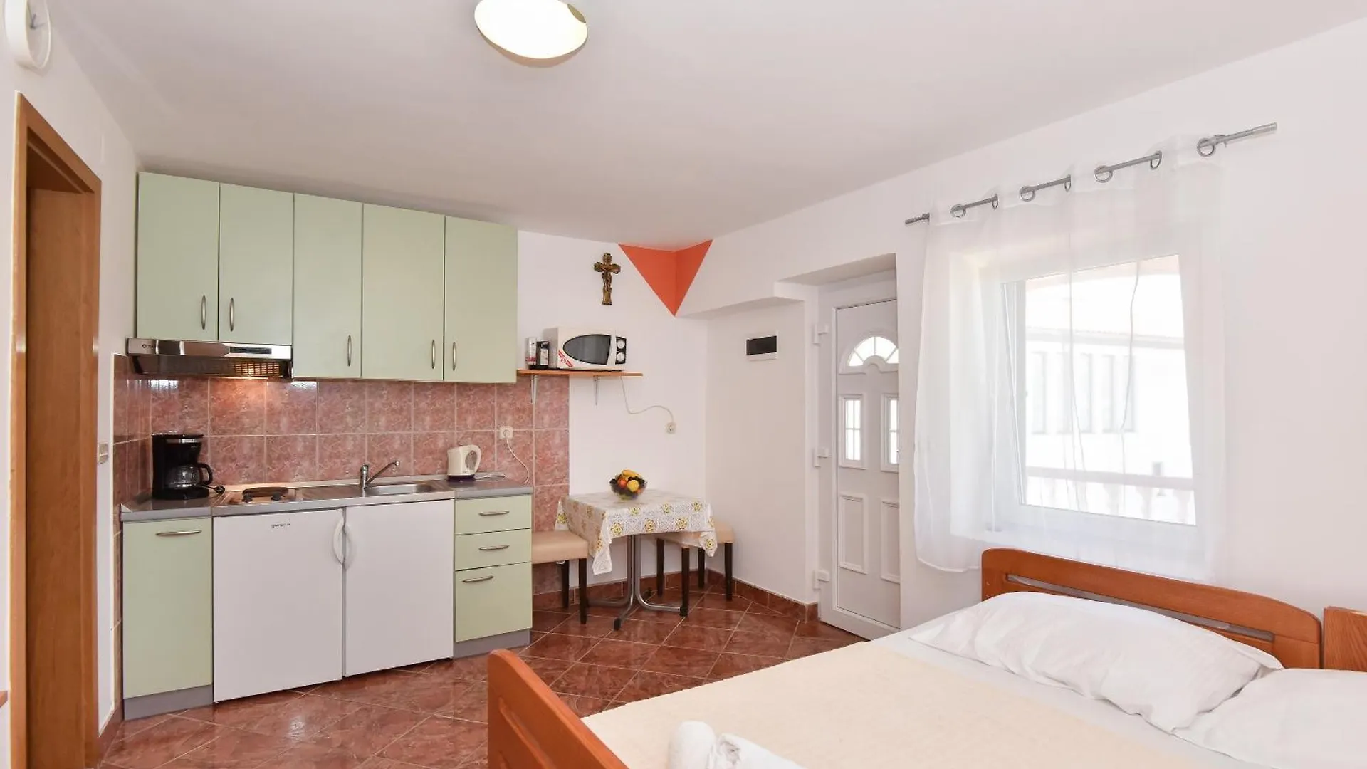 Apartments Ledinko Privlaka  Croatia