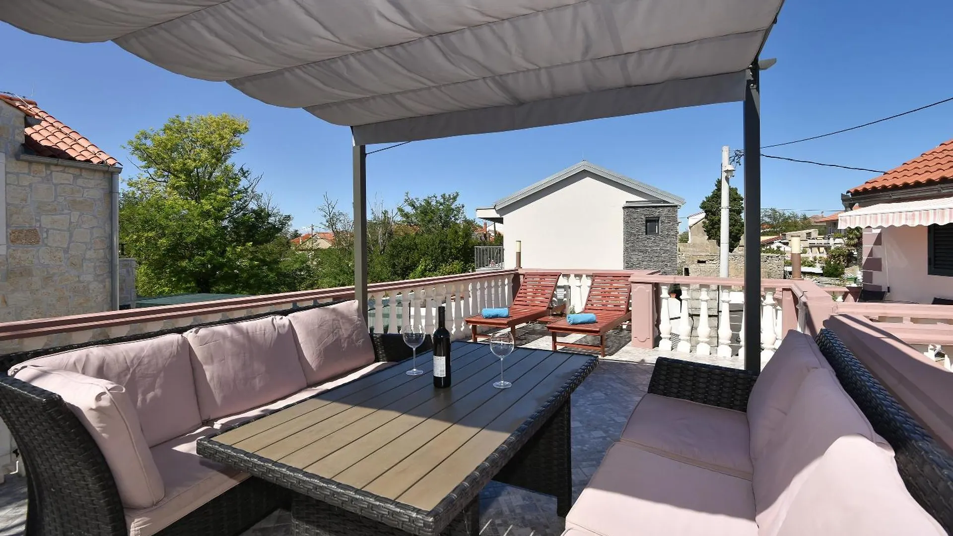 Apartments Ledinko Privlaka  Privlaka (Zadar)