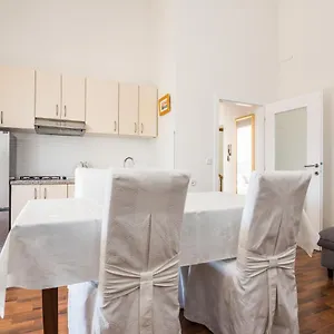 Apartment Medanic - Private Pool, Privlaka (Zadar)